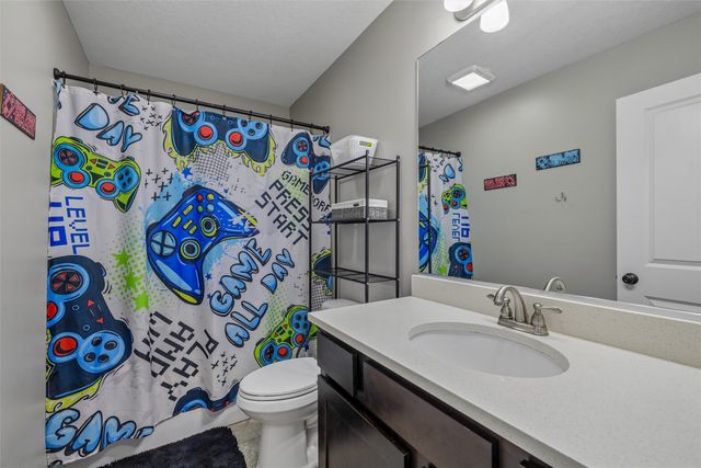 521 Shiloh Rose Parkway NW, Bondurant, IA 50035