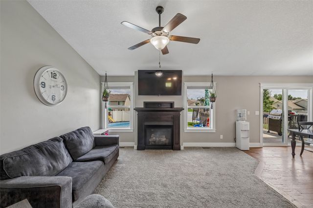 521 Shiloh Rose Parkway NW, Bondurant, IA 50035