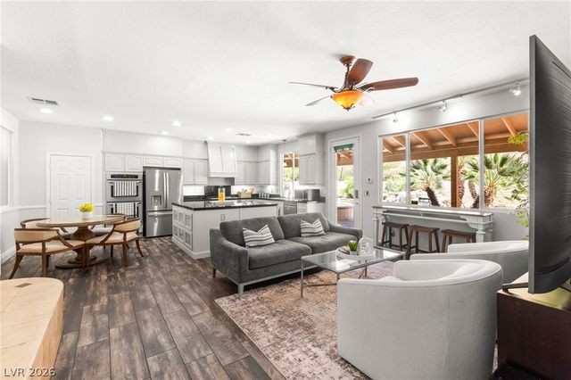 1522 Ravanusa Drive, Henderson, NV 89052