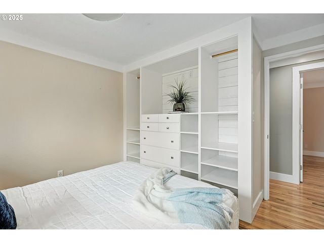 270 Ne WISTERIA Way, Stevenson, WA 98648