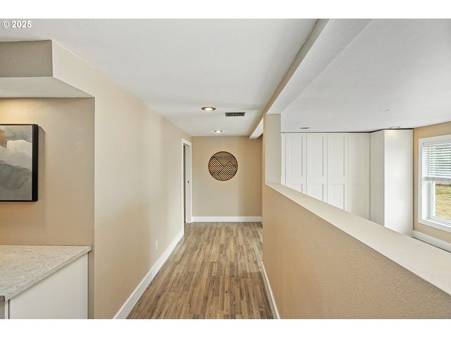 270 Ne WISTERIA Way, Stevenson, WA 98648