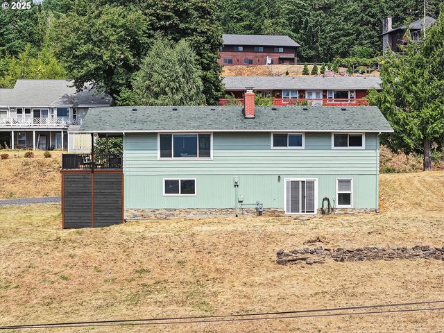 270 Ne WISTERIA Way, Stevenson, WA 98648