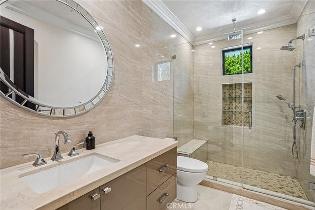 5513 Murietta Avenue, Sherman Oaks, CA 91401