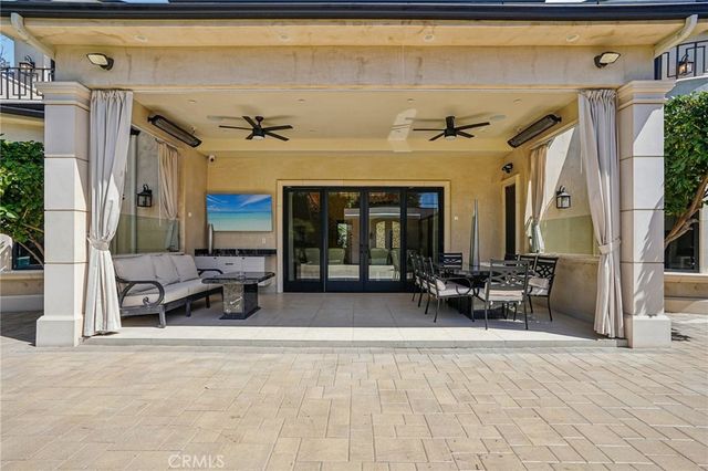5513 Murietta Avenue, Sherman Oaks, CA 91401