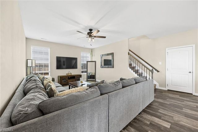 1839 Deveron Court, Kernersville, NC 27284