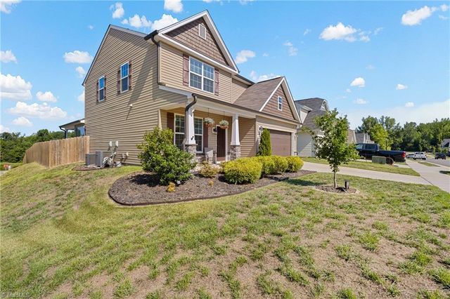 1839 Deveron Court, Kernersville, NC 27284