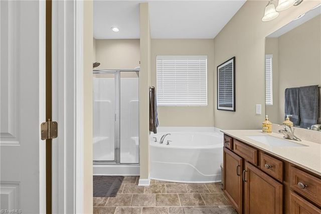 1839 Deveron Court, Kernersville, NC 27284