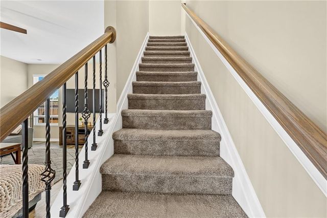1839 Deveron Court, Kernersville, NC 27284