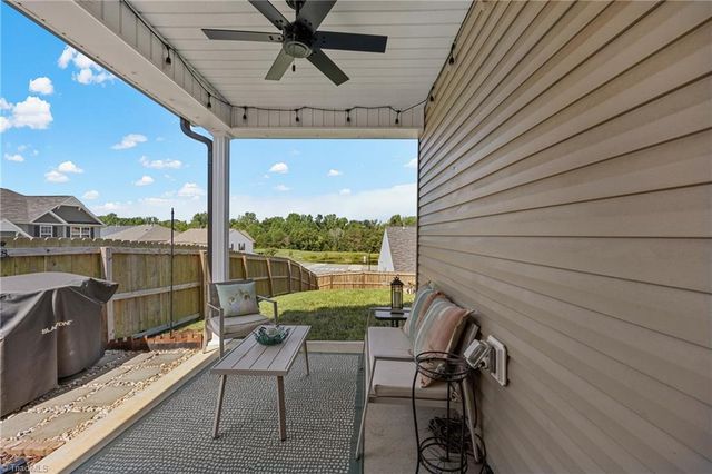 1839 Deveron Court, Kernersville, NC 27284
