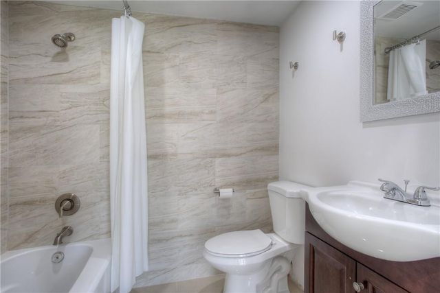 2493 Andros Ln, Fort Lauderdale, FL 33312