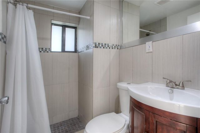 2493 Andros Ln, Fort Lauderdale, FL 33312