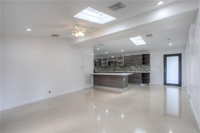 2493 Andros Ln, Fort Lauderdale, FL 33312