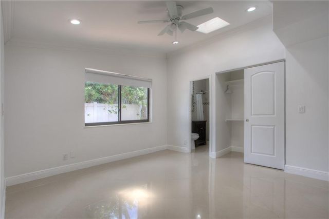 2493 Andros Ln, Fort Lauderdale, FL 33312