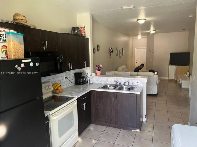 95 SW 15 RD, Homestead, FL 33030
