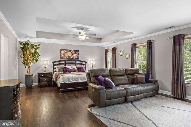 37 FOXCROFT WAY, Mount Laurel, NJ 08054