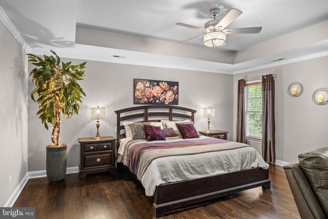 37 FOXCROFT WAY, Mount Laurel, NJ 08054