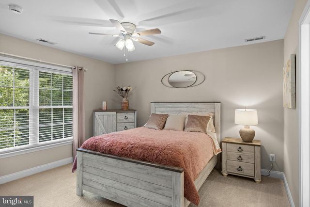 37 FOXCROFT WAY, Mount Laurel, NJ 08054