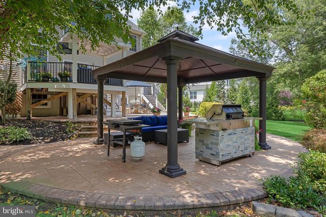 37 FOXCROFT WAY, Mount Laurel, NJ 08054