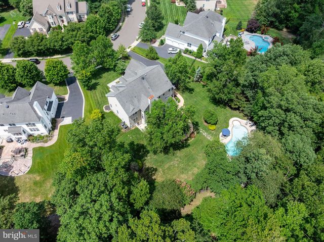 37 FOXCROFT WAY, Mount Laurel, NJ 08054