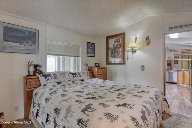 16939 W Santiago Circle, Hauser, ID 83854