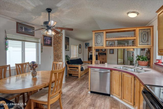 16939 W Santiago Circle, Hauser, ID 83854