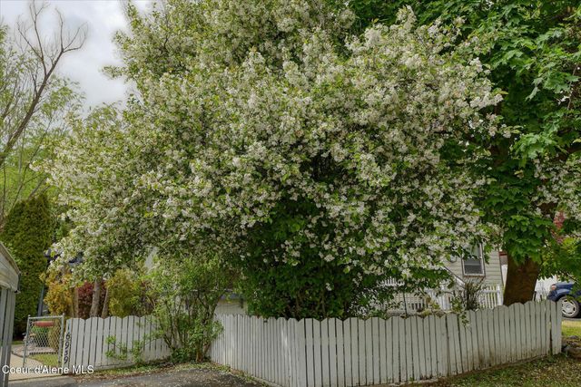 16939 W Santiago Circle, Hauser, ID 83854