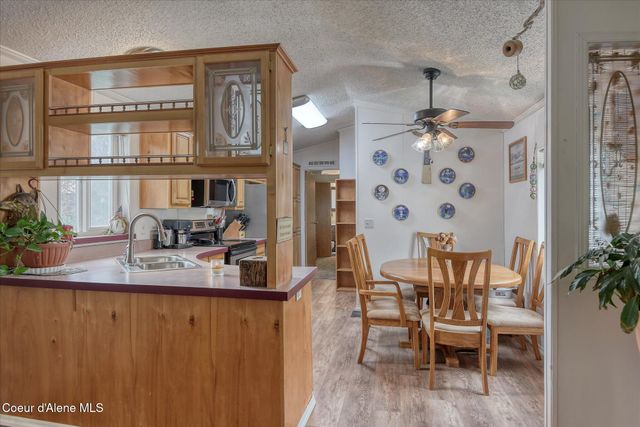 16939 W Santiago Circle, Hauser, ID 83854