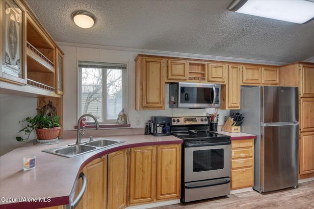 16939 W Santiago Circle, Hauser, ID 83854