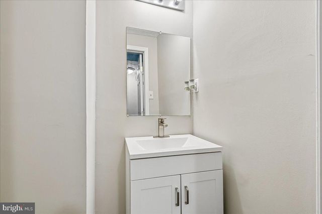 7920 SUTHERLAND CT, Pasadena, MD 21122