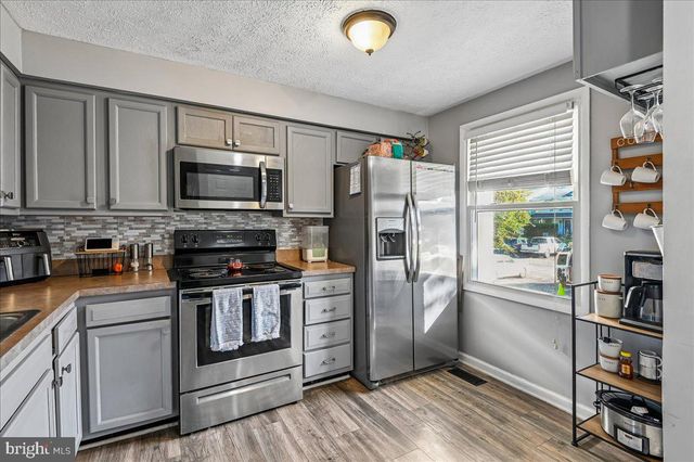 7920 SUTHERLAND CT, Pasadena, MD 21122