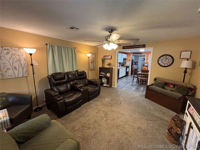 629 2nd Avenue SE, Ardmore, OK 73401