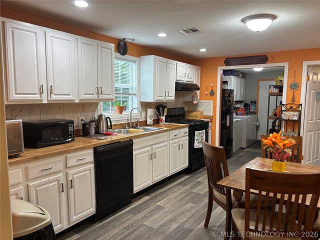 629 2nd Avenue SE, Ardmore, OK 73401