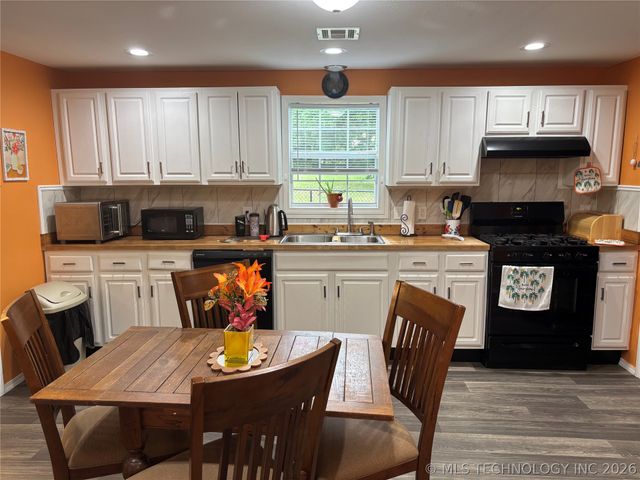 629 2nd Avenue SE, Ardmore, OK 73401