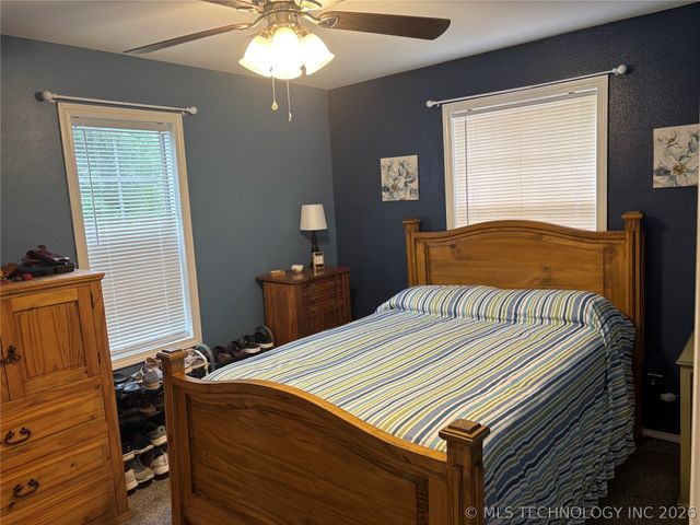 629 2nd Avenue SE, Ardmore, OK 73401
