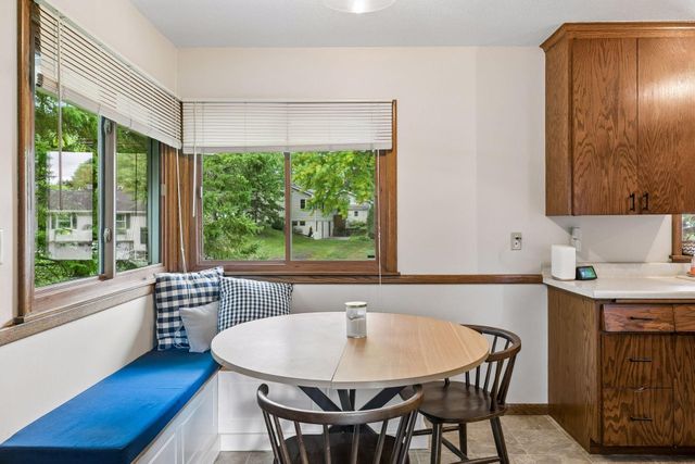 16419 Seymour Drive, Minnetonka, MN 55345