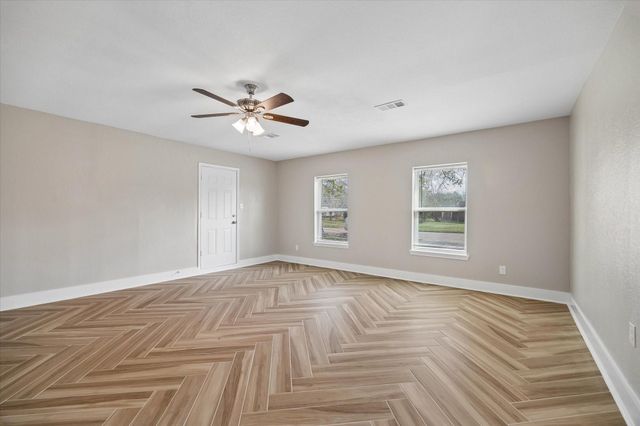 8611 Valley Rock Drive, Houston, TX 77078