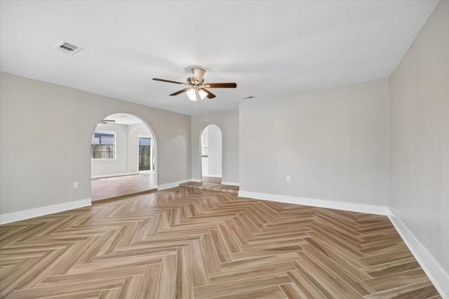 8611 Valley Rock Drive, Houston, TX 77078