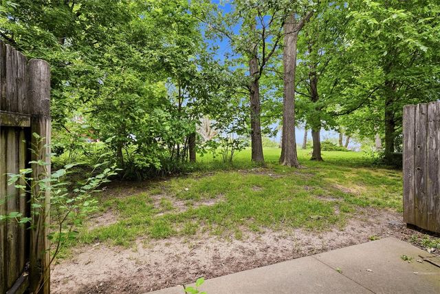 950 33rd Avenue C, Marion, IA 52302