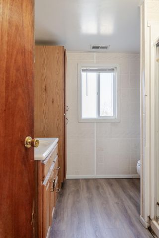 22733 Lawrence 1210, Aurora, MO 65605