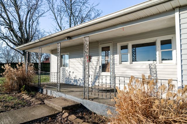 22733 Lawrence 1210, Aurora, MO 65605