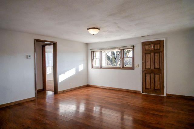 22733 Lawrence 1210, Aurora, MO 65605