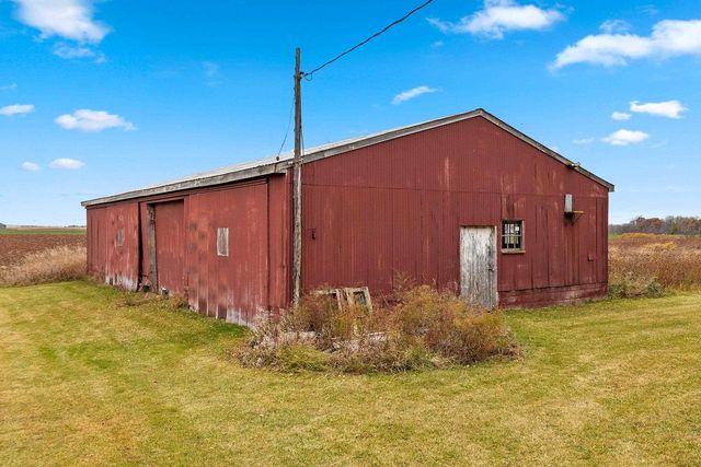 N6335 COUNTY ROAD H, Luxemburg, WI 54217