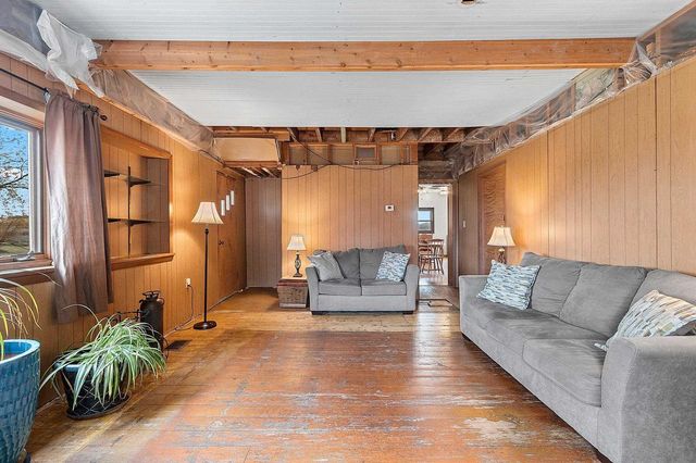 N6335 COUNTY ROAD H, Luxemburg, WI 54217