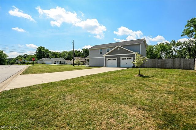 246 Columbine Avenue, Akron, OH 44312