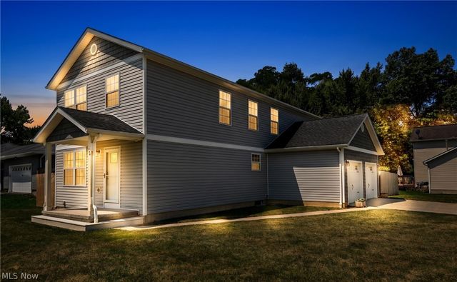 246 Columbine Avenue, Akron, OH 44312