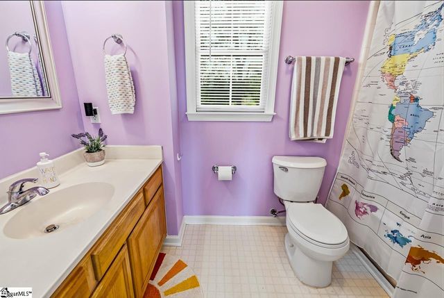10 Hyde Park Lane, Mauldin, SC 29662