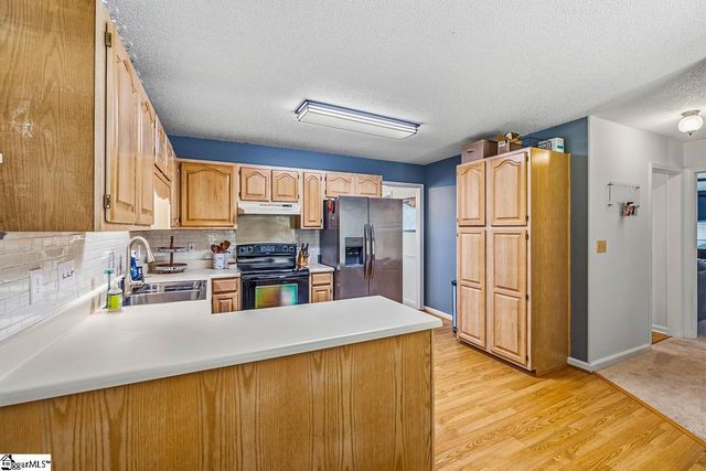 10 Hyde Park Lane, Mauldin, SC 29662