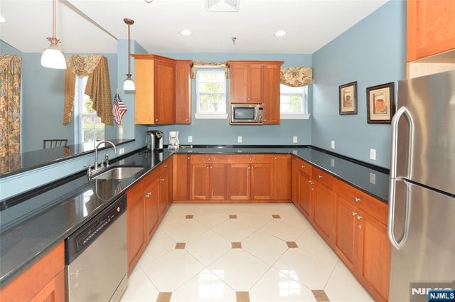 503 Bushes Lane, Elmwood Park, NJ 07407