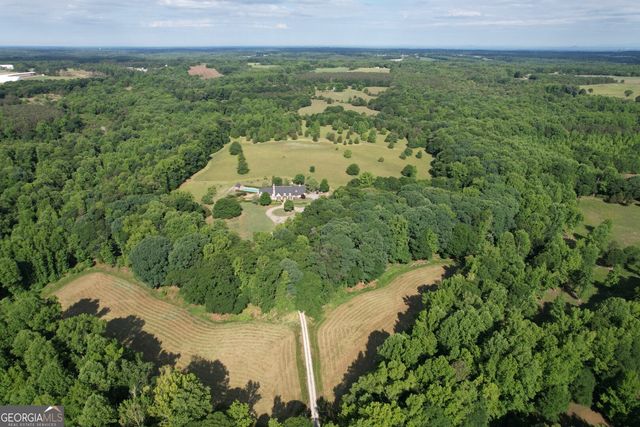 1298 Ray Weaver Road, Canon, GA 30520