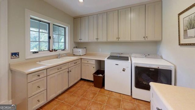 1298 Ray Weaver Road, Canon, GA 30520
